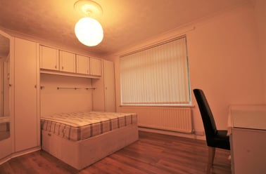 Beadnell Place, Shieldfield, Newcastle - Image 3